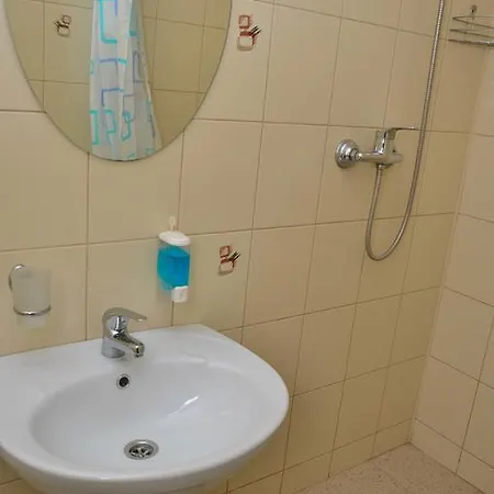 Domik Na Fontane