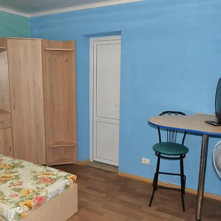 Domik Na Fontane Гостьовий будинок *
