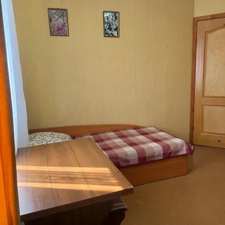 Domik Na Fontane Guest house *