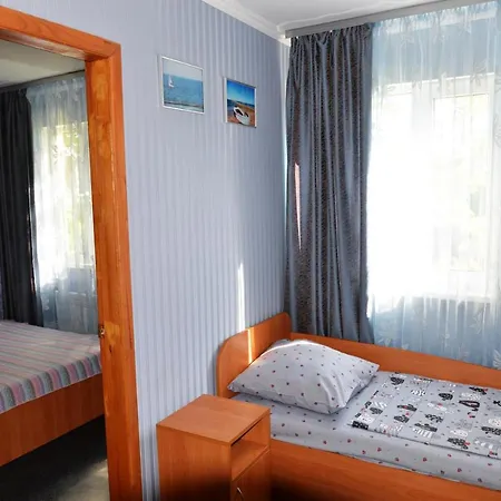 Domik Na Fontane Guest house *